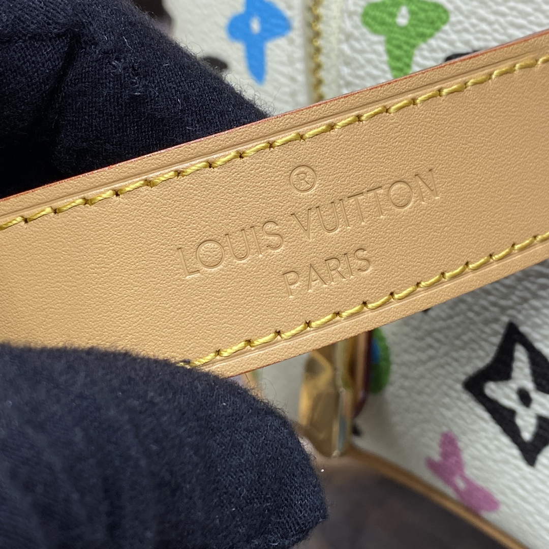 LV M47069 Louis Vuitton Locker Dopp Kit Vanilla - Default Title - View 6