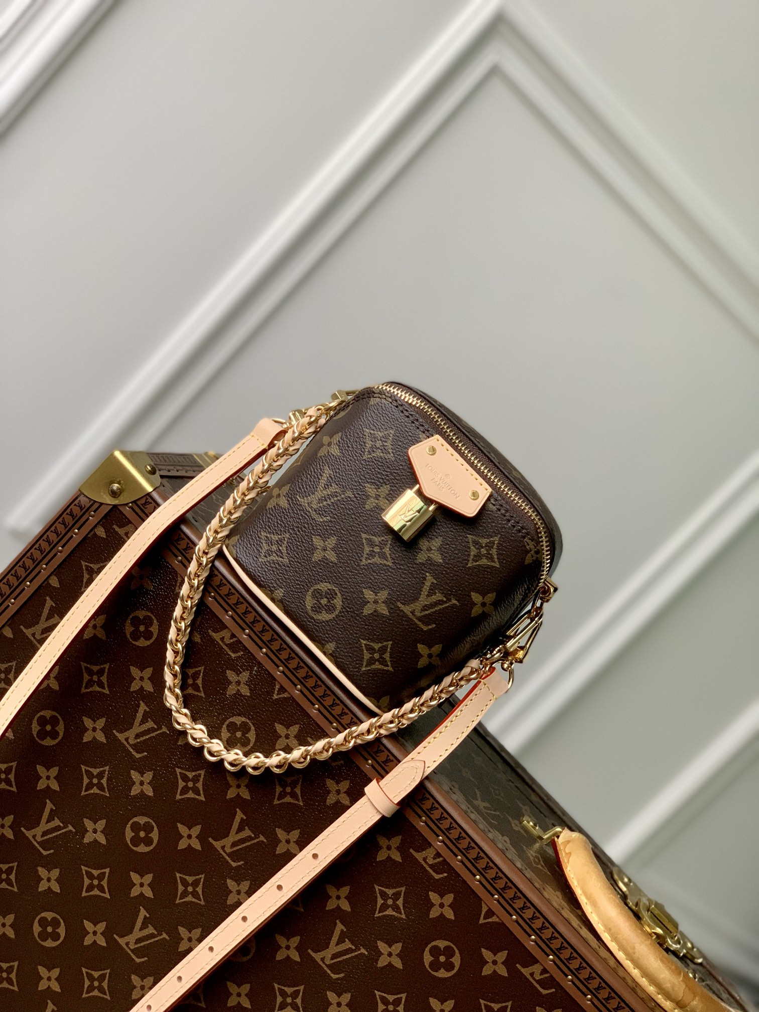 LV M47096 Louis Vuitton Just In Case M47162 Monogram