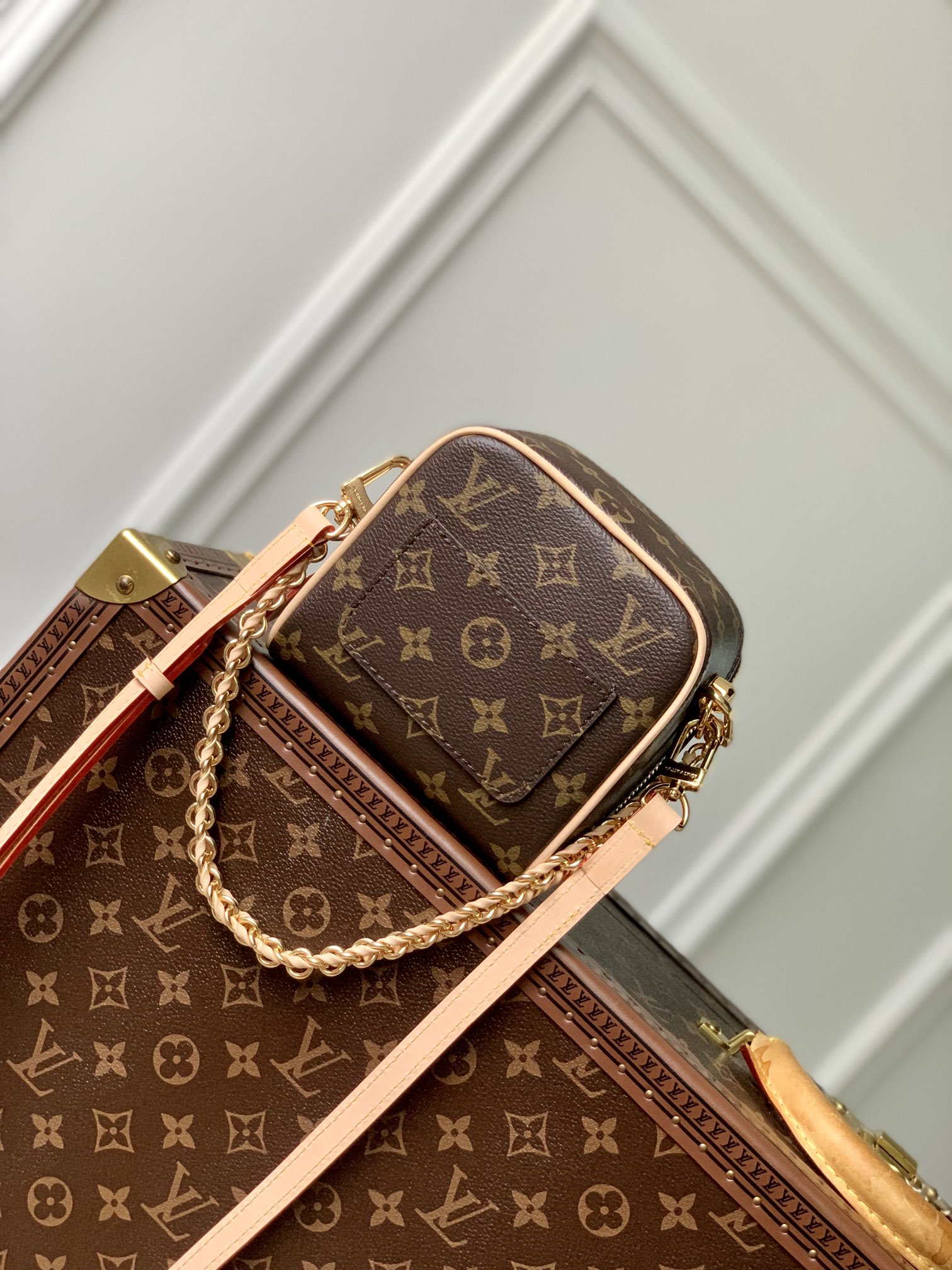 LV M47096 Louis Vuitton Just In Case M47162 Monogram