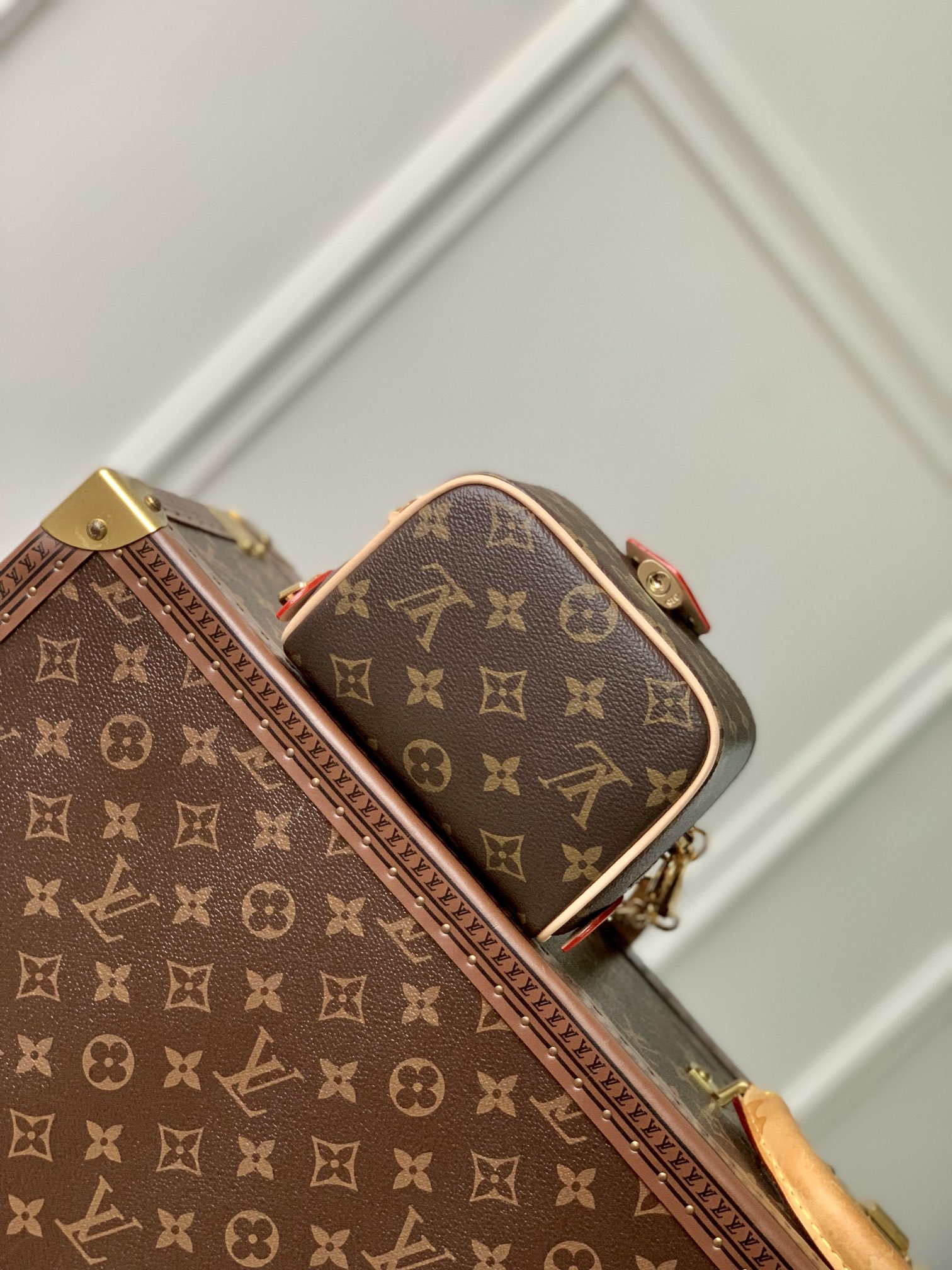 LV M47096 Louis Vuitton Just In Case M47162 Monogram