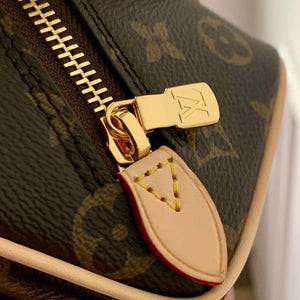 LV M47096 Louis Vuitton Just In Case M47162 Monogram - Default Title - View 6