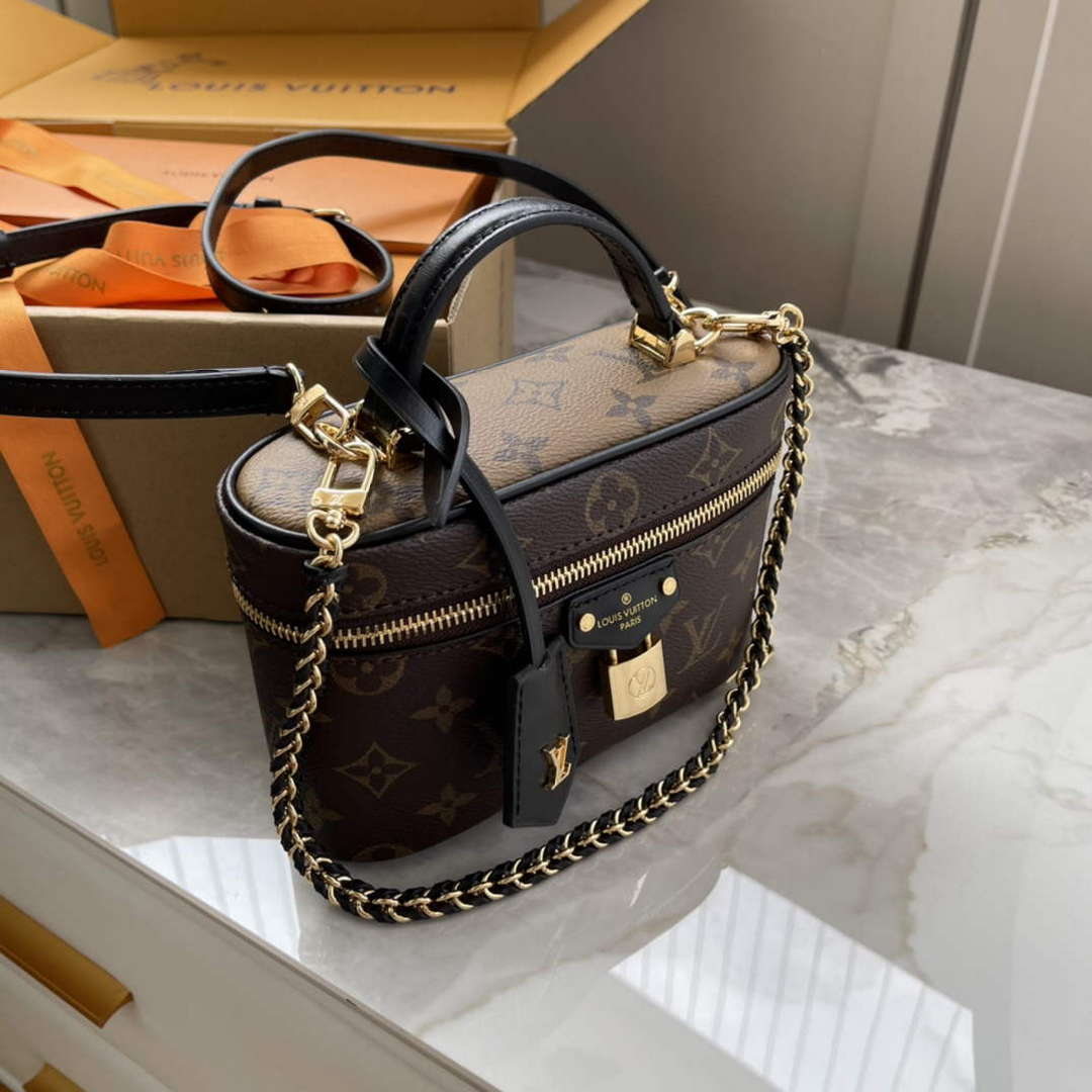 LV M47125 Louis Vuitton Vanity Chain Pouch - Default Title - View 2