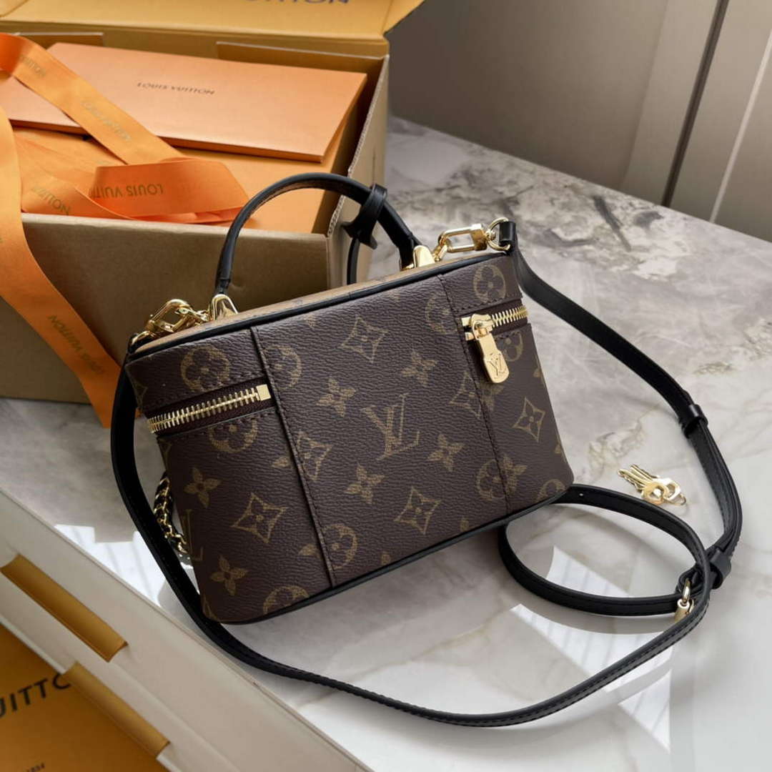 LV M47125 Louis Vuitton Vanity Chain Pouch - Default Title - View 3
