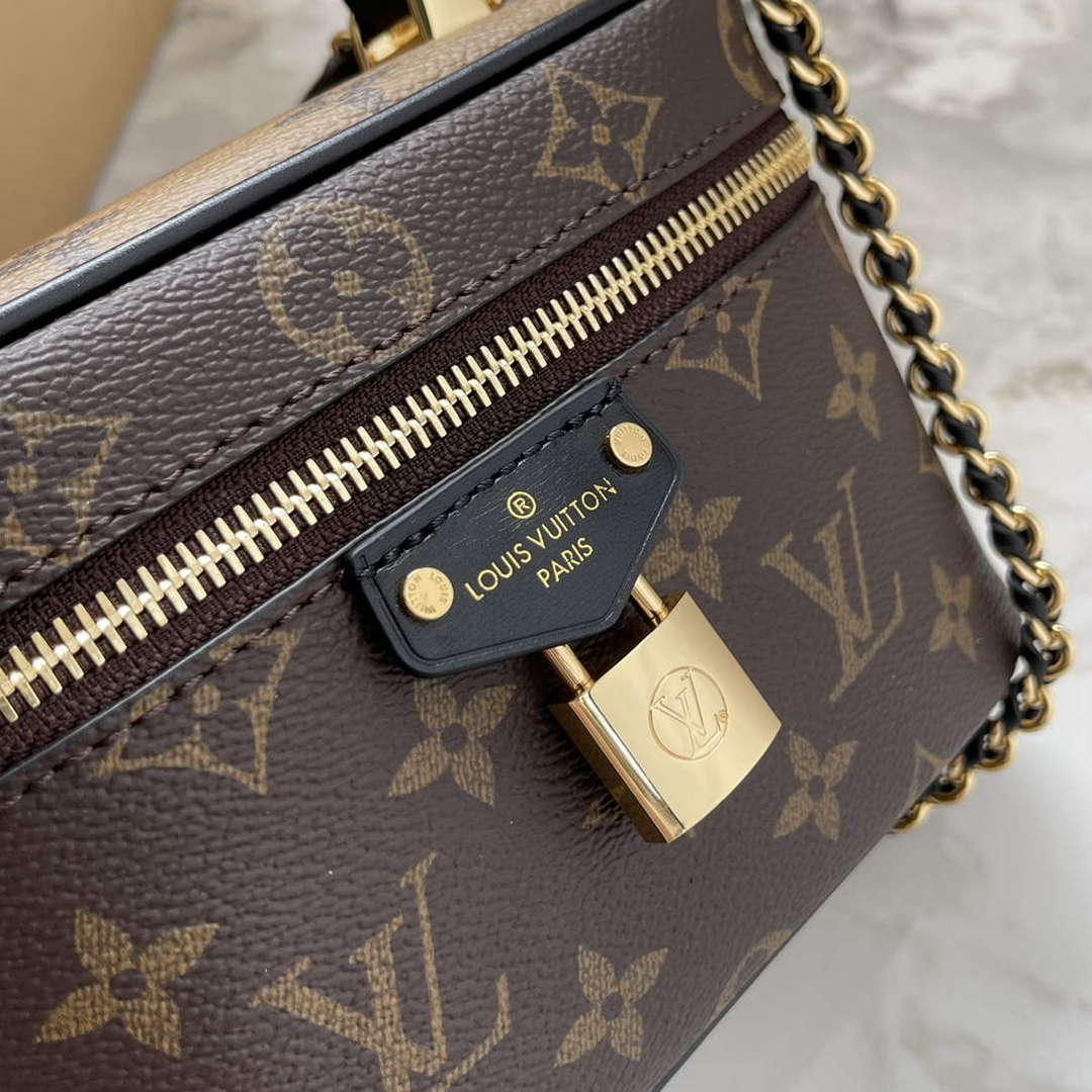 LV M47125 Louis Vuitton Vanity Chain Pouch - Default Title - View 6