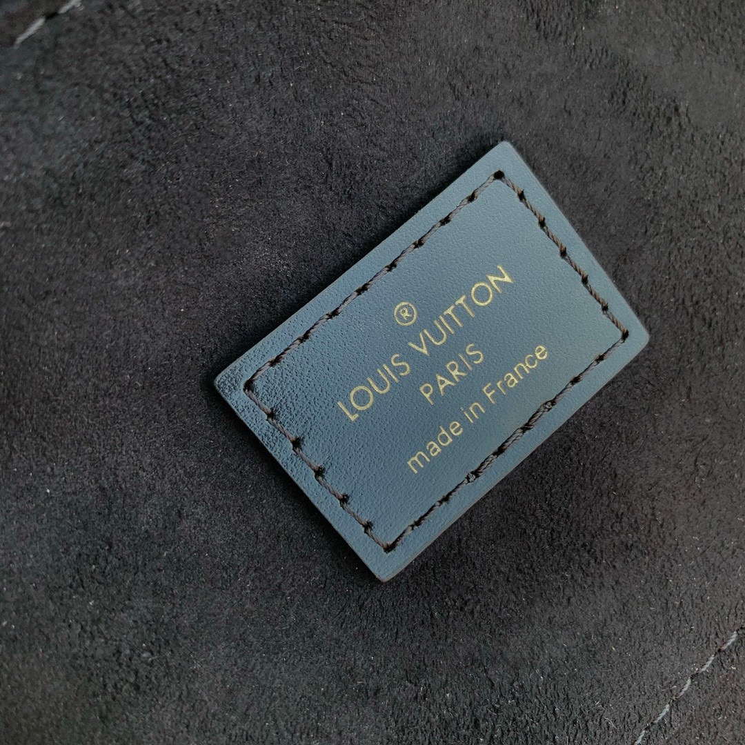 LV M47128 Louis Vuitton Vanity PM City Bag Monogram - Default Title - View 8