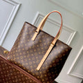 LV M47134 Louis Vuitton Classic Mezzo Bag Monogram - Default Title - View 1