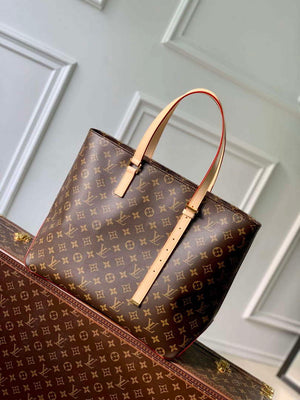 LV M47134 Louis Vuitton Classic Mezzo Bag Monogram - Default Title - View 1