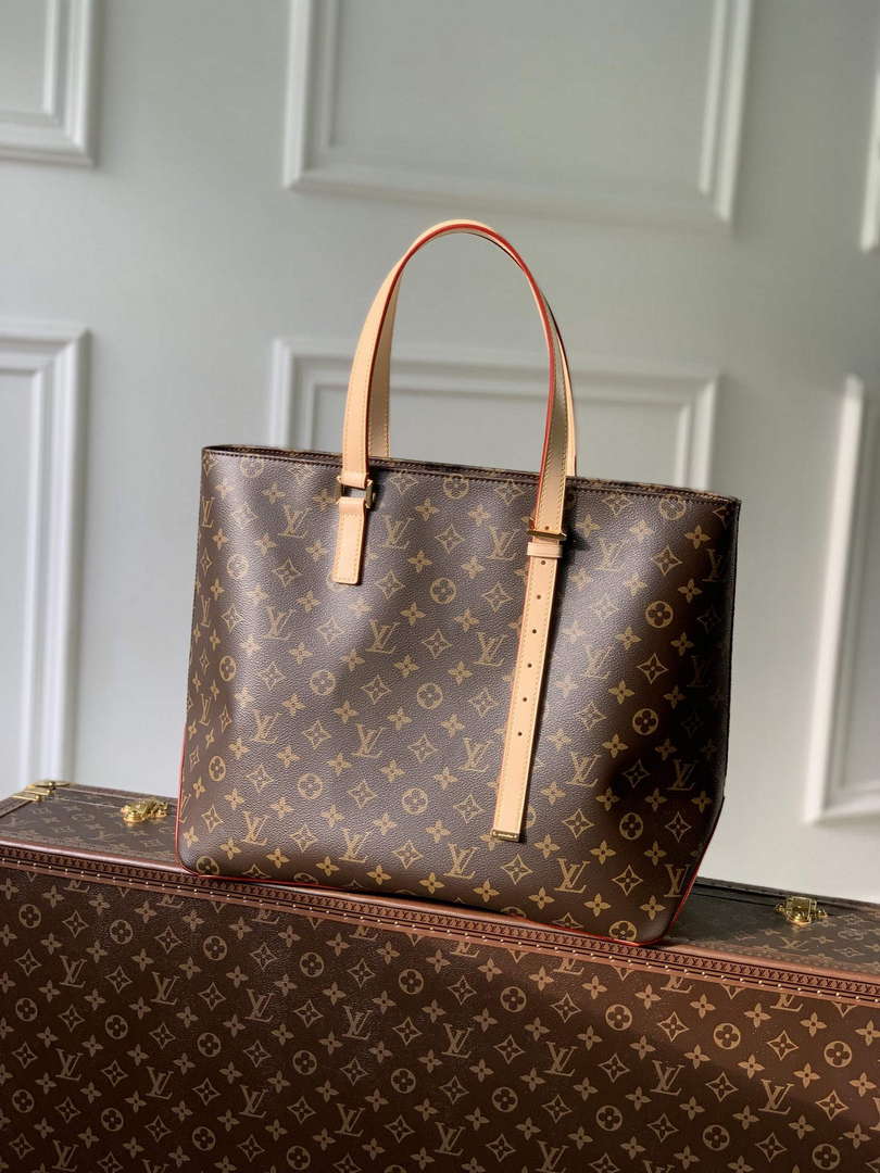 LV M47134 Louis Vuitton Classic Mezzo Bag Monogram