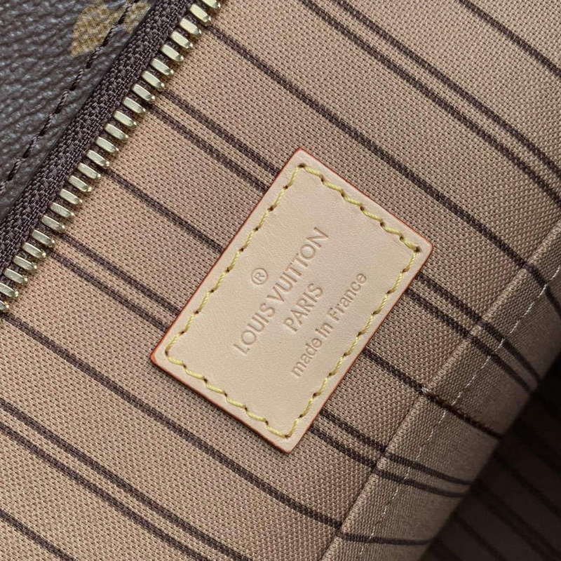 LV M47134 Louis Vuitton Classic Mezzo Bag Monogram - Default Title - View 8