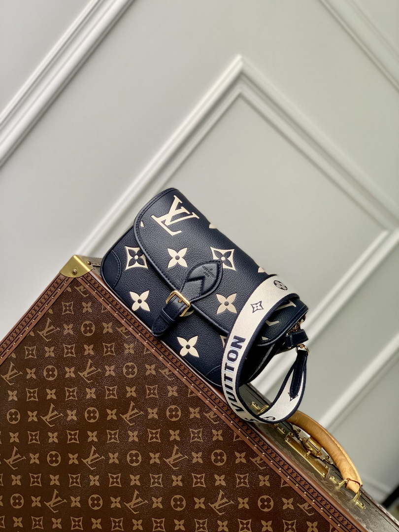 LV M47161 Louis Vuitton Diane Monogram Empreinte Leather Black with Camel - Default Title - View 1