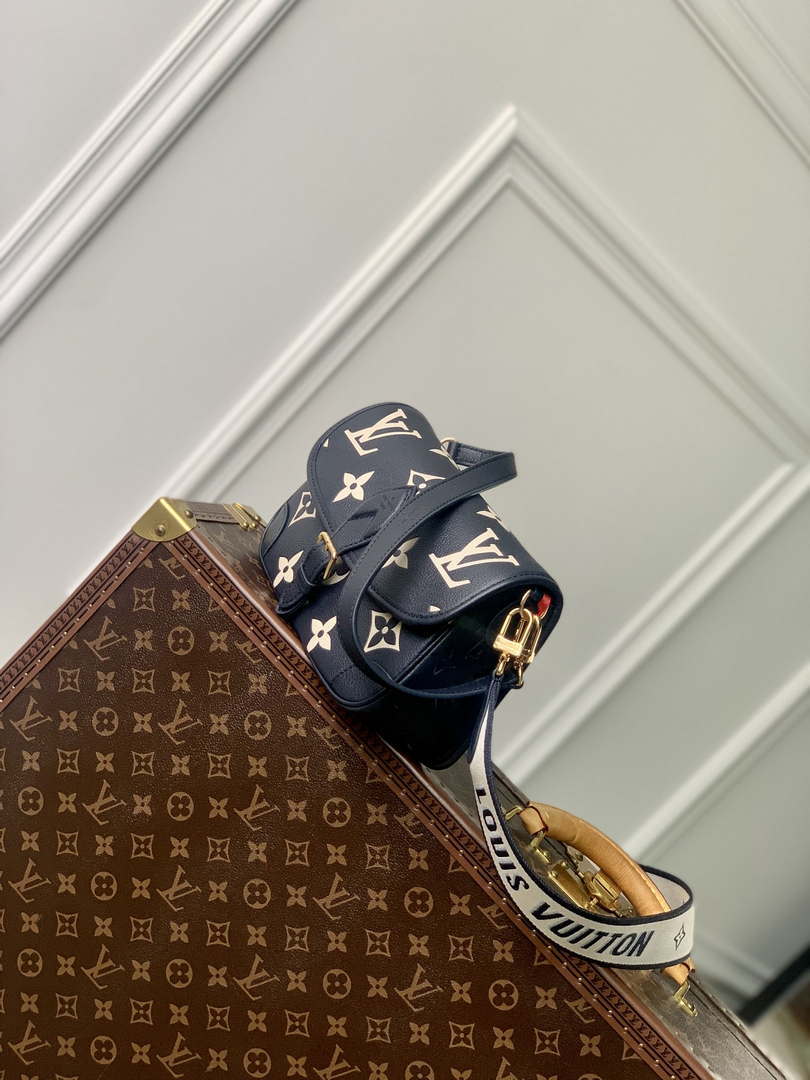 LV M47161 Louis Vuitton Diane Monogram Empreinte Leather Black with Camel - Default Title - View 2