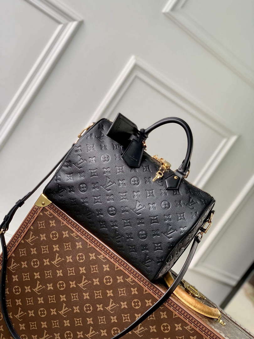 LV M47186 Louis Vuitton Speedy Soft 30 Handbag Black - Default Title - View 1