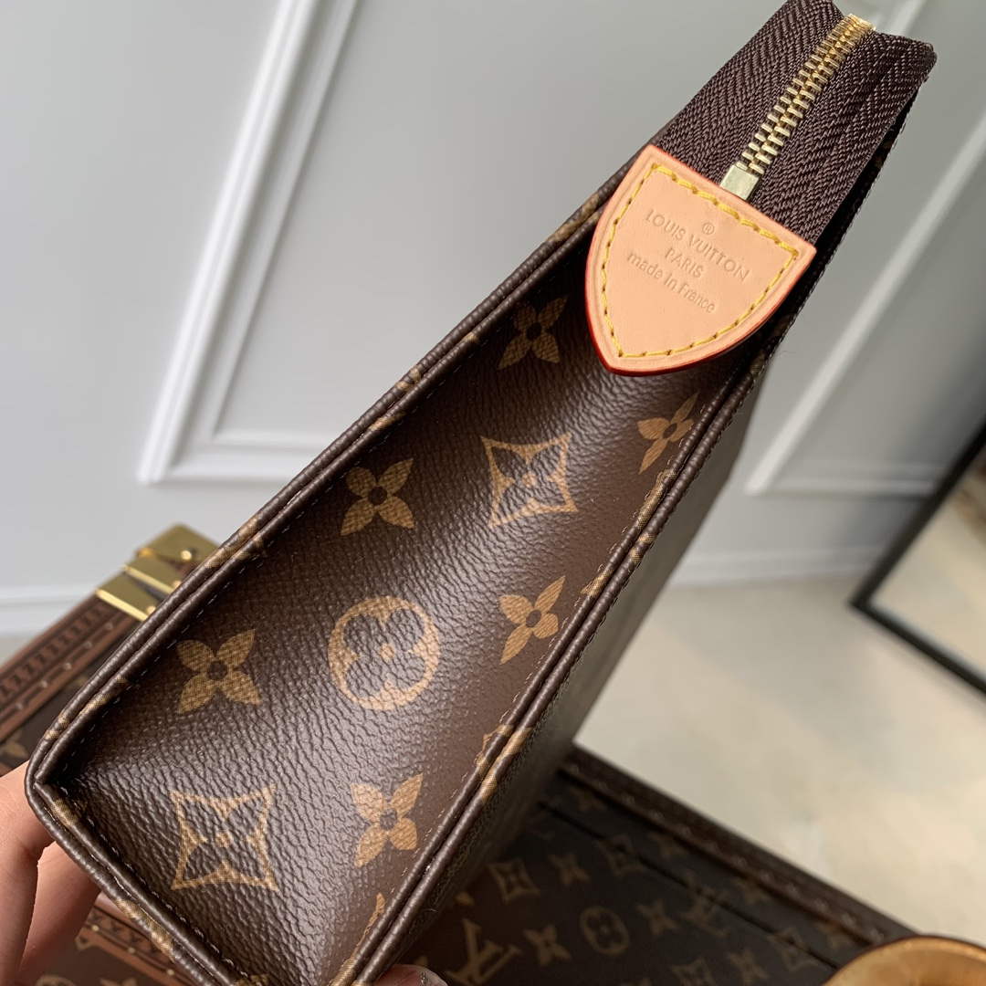 LV M47195 Louis Vuitton  Trio Toilet Pouch Bag - Default Title - View 4