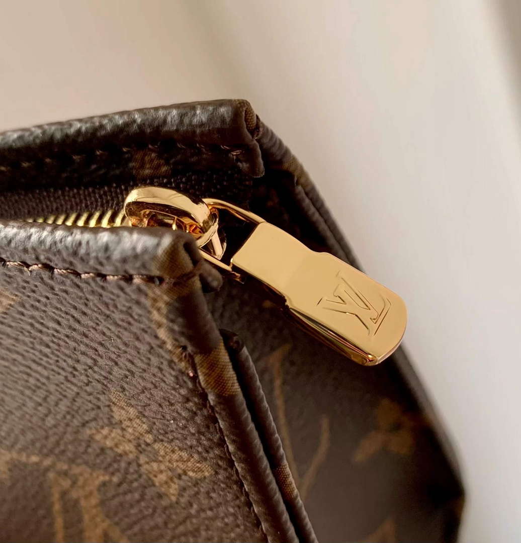 LV M47195 Louis Vuitton  Trio Toilet Pouch Bag - Default Title - View 7