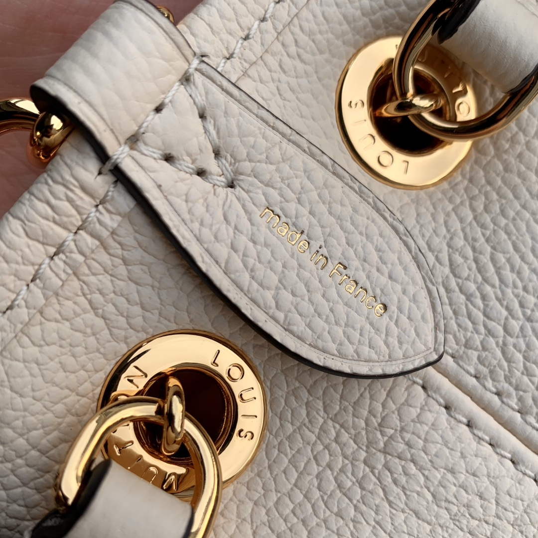 LV M47209 Louis Vuitton LV Bundle Bag Monogram Empreinte Leather Off-white - Default Title - View 6