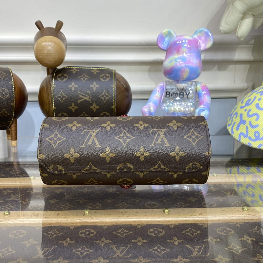 LV M47530 Louis Vuitton 3 Watch Case Monogram Canvas