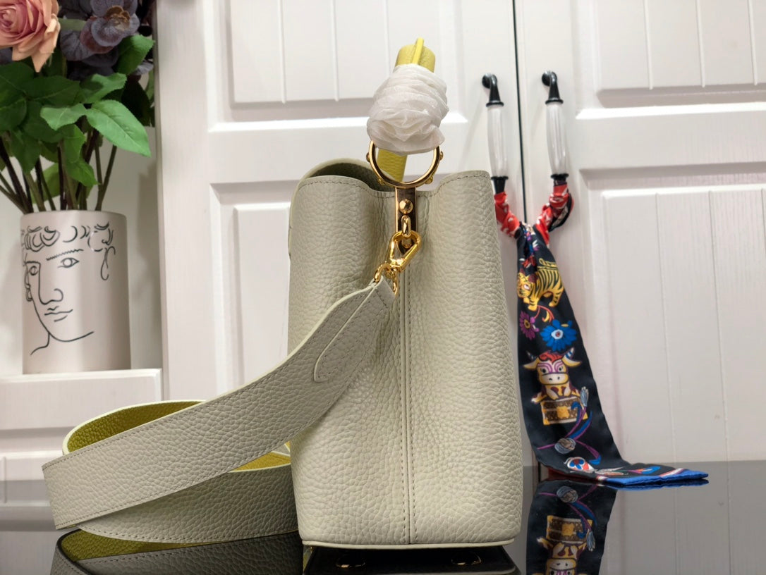 LV M48865 Louis Vuitton Capucines Mini BB Handbag M59468 Snow White and Cedrat - Default Title - View 2