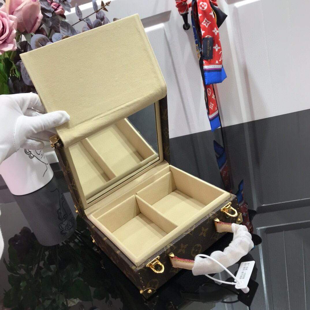 LV M50714 Louis Vuitton x Takashi Murakami Pre-owned M92477 Jewelry Box