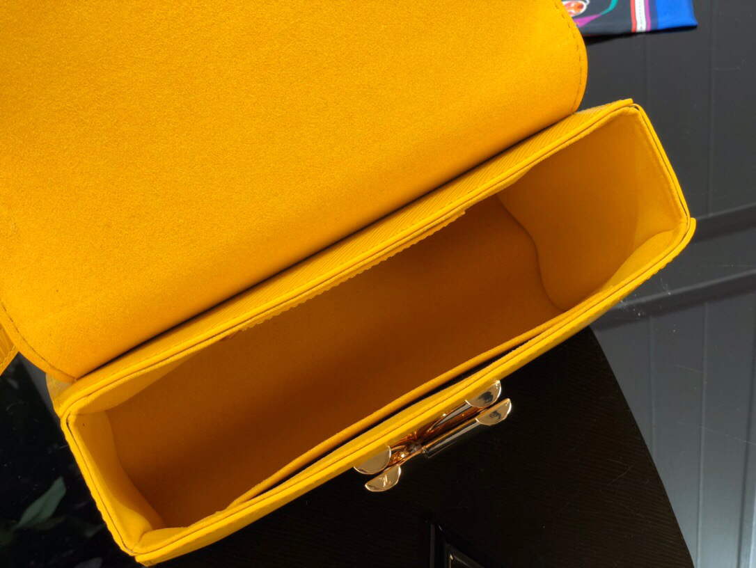 LV M53754 Louis Vuitton Twist MM Epi Grained Cowhide Leather Yellow - Default Title - View 8