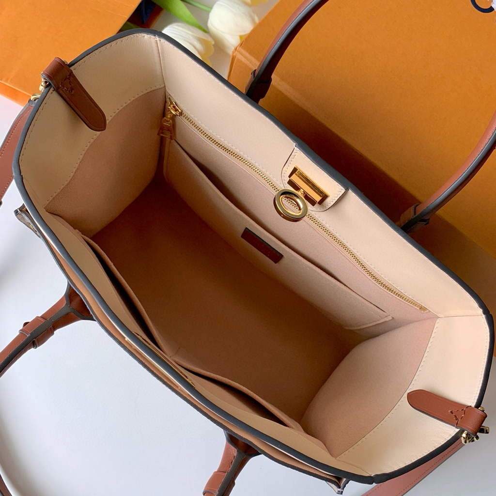 LV M53825 Louis Vuitton M53826 on My Side High end Leathers Tote bag Galet Grey