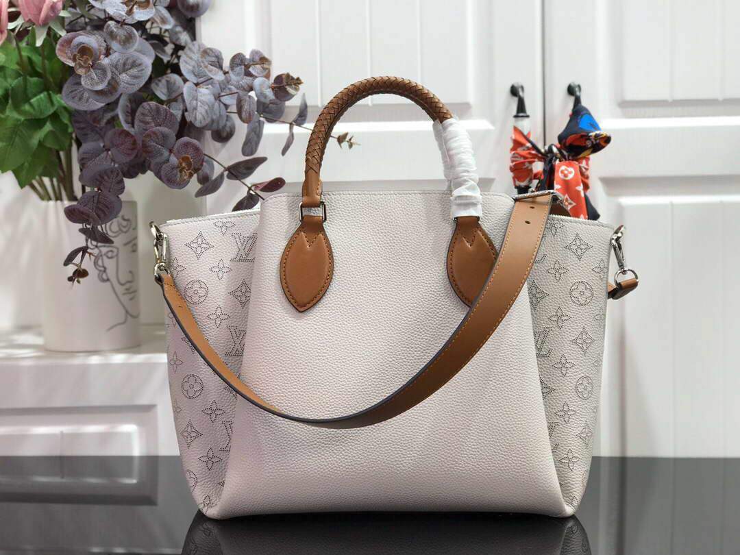 LV M55553 Louis Vuitton Haumea Mahina Bag M55031 Brume Grey - luxibagsmall