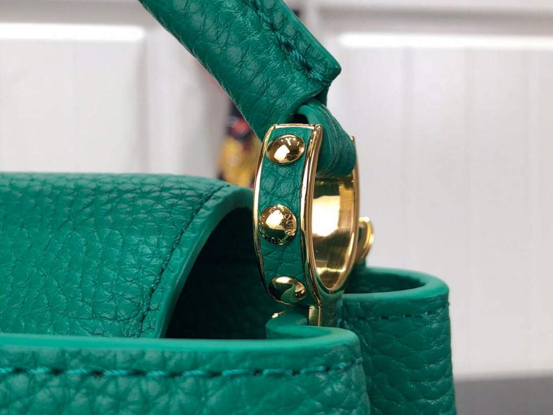LV M56071 Louis Vuitton Capucines Mini Handbag Green - Default Title - View 7