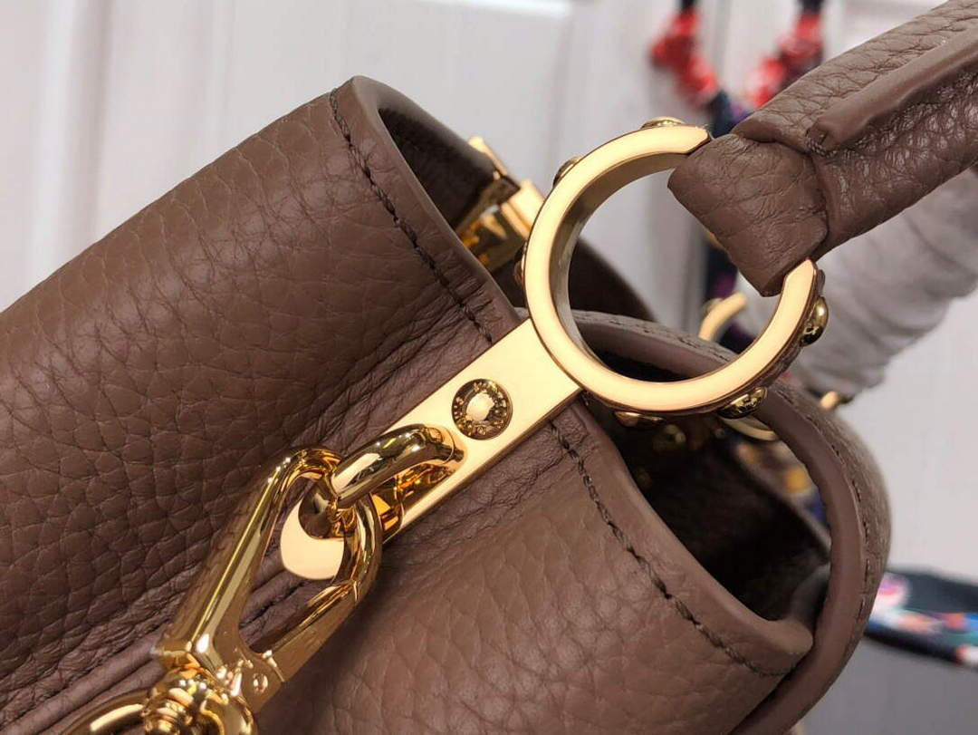 LV M56071 Louis Vuitton Capucines Mini Handbag Light brown - Default Title - View 6