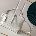 LV M56084 Louis Vuitton M56073 Beaubourg Hobo MM Mahina White