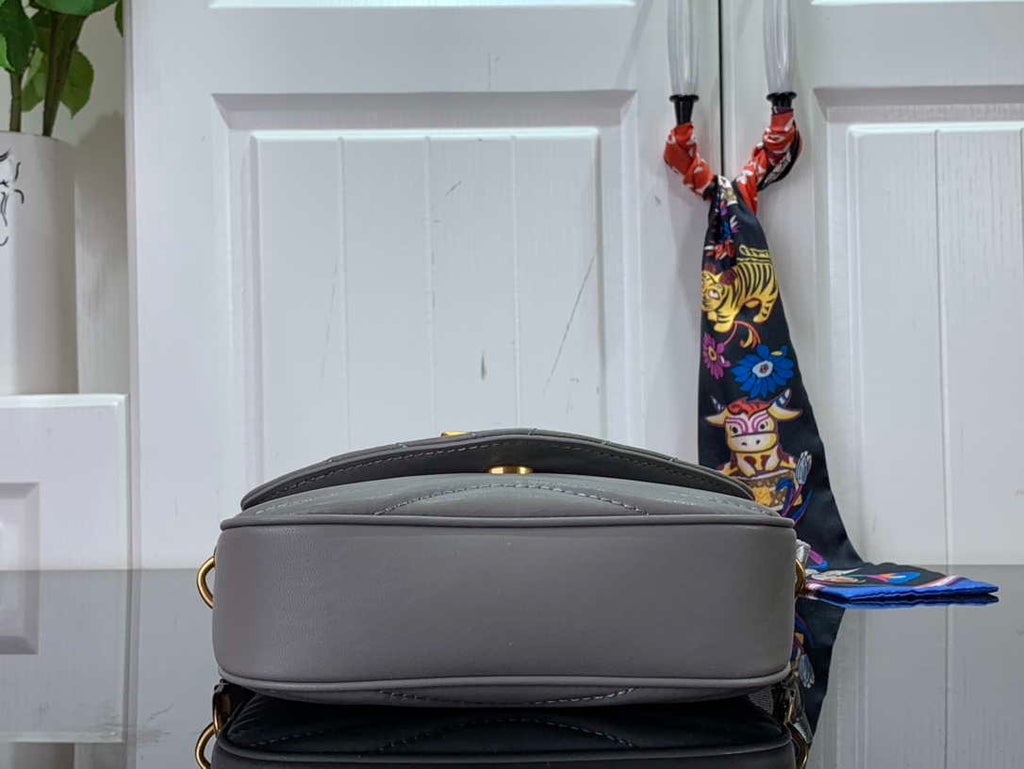 LV M56467 Louis Vuitton New Wave Multi-Pochette Leather M56466 Gray