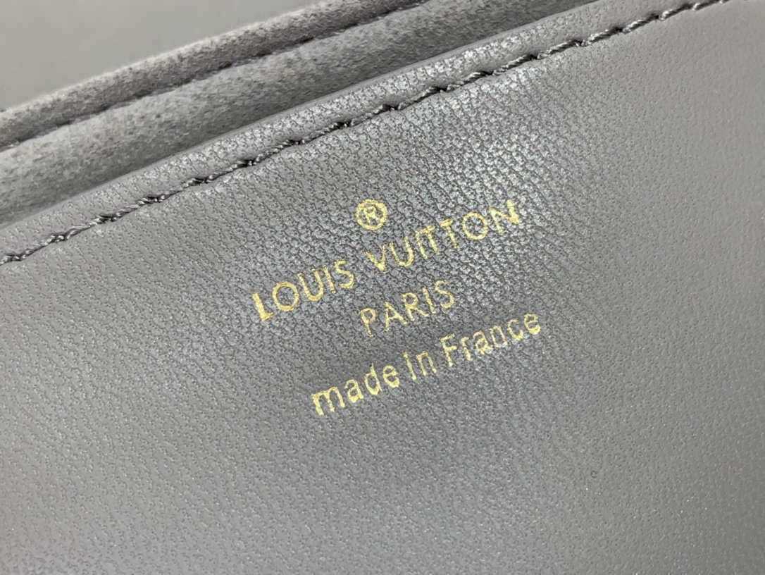 LV M56467 Louis Vuitton New Wave Multi-Pochette Leather M56466 Gray - Default Title - View 9