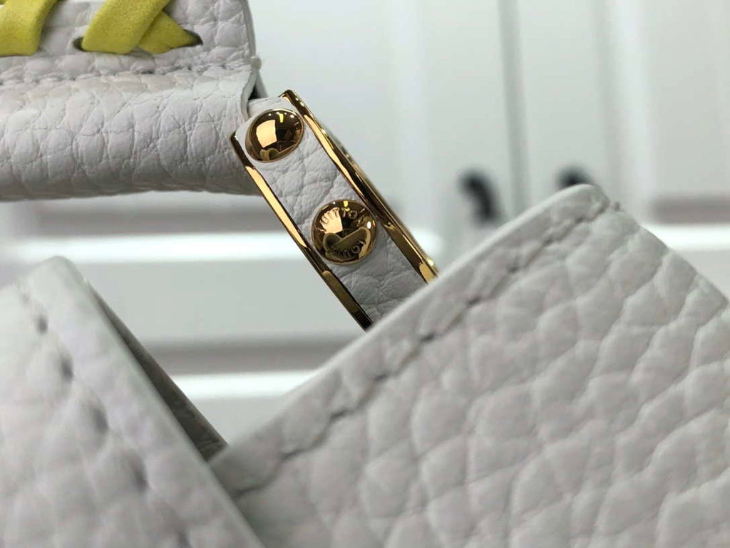 LV M57671 Louis Vuitton Capucines MM Handbag White