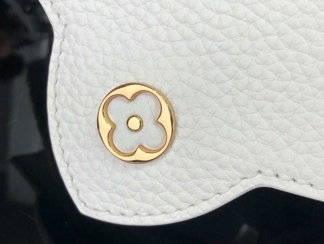 LV M57671 Louis Vuitton Capucines MM Handbag White - Default Title - View 5
