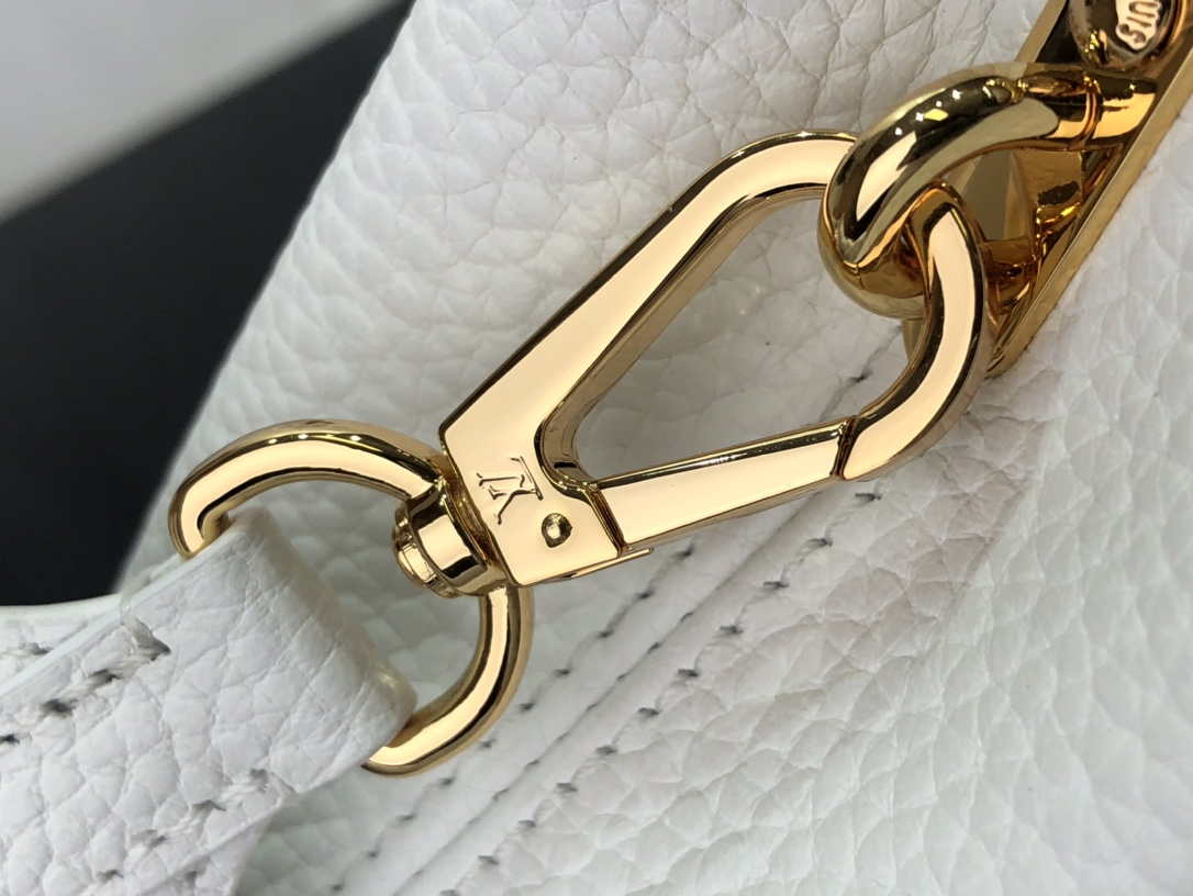 LV M57671 Louis Vuitton Capucines MM Handbag White - Default Title - View 9