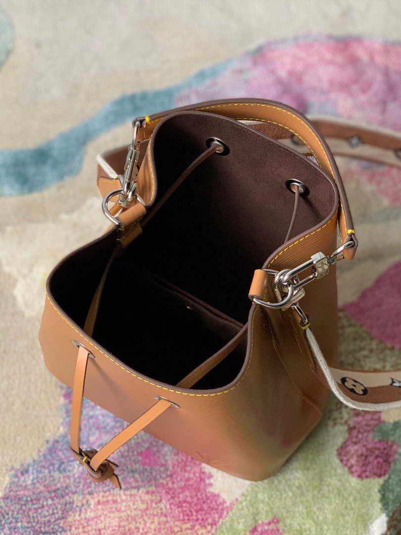 LV M57706 Louis Vuitton N¨¦oNo¨¦ BB Bucket Bag M57693 M57691 Honey Gold