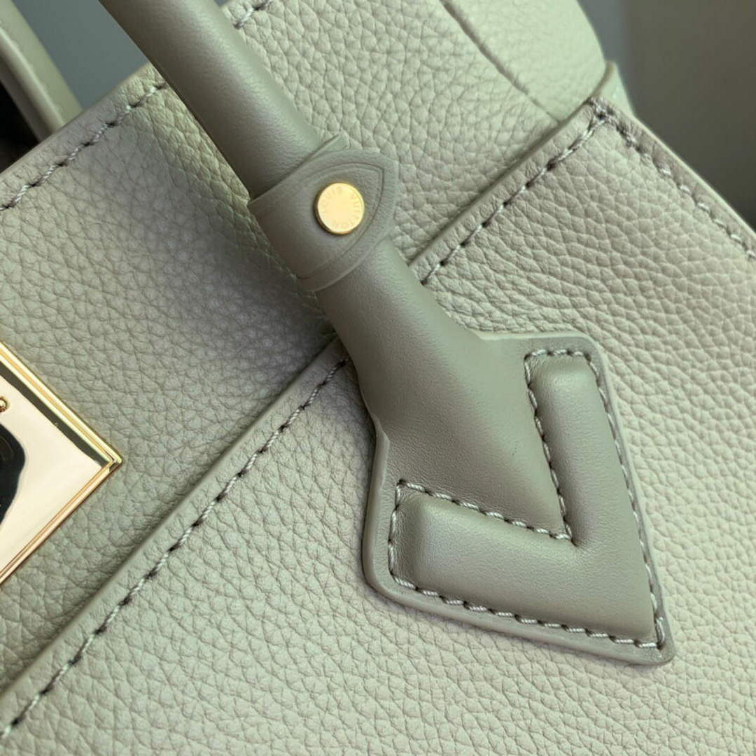 LV M57729 Louis Vuitton On My Side PM Tote Bag Beige - Default Title - View 6