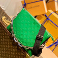LV M57783 Louis Vuitton Coussin MM Embossed puffy Green Patent Leather - Default Title - View 1