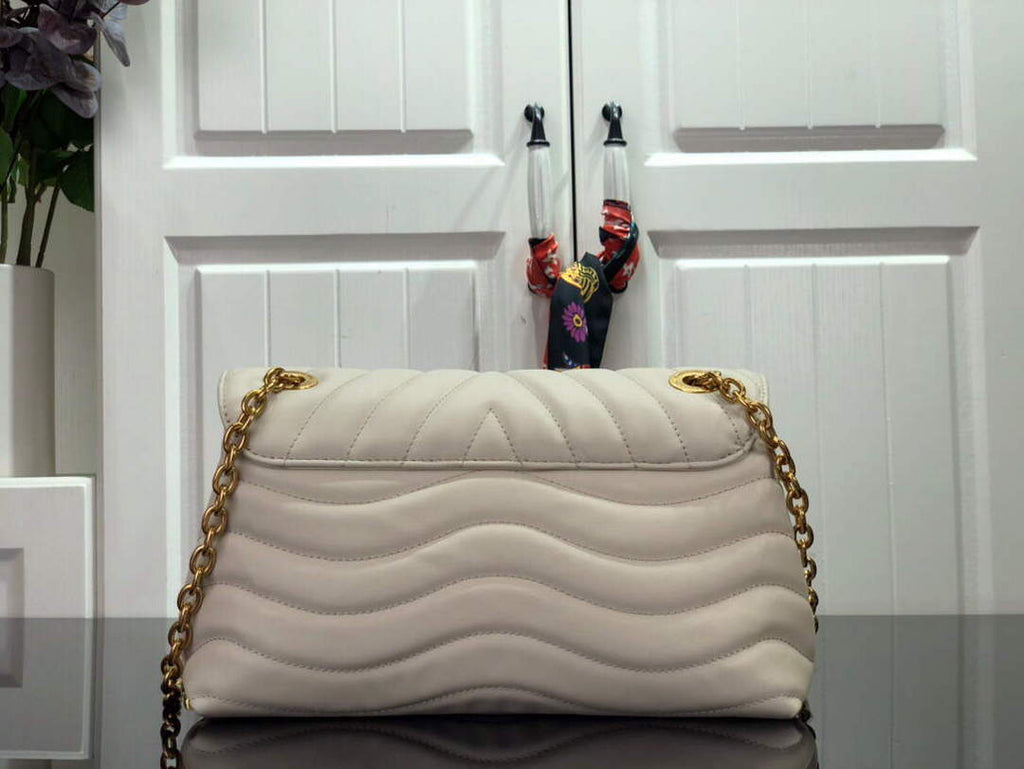 LV M58549 Louis Vuitton New Wave Chain Bag Ivory M58552 M58553 M58550 M58664