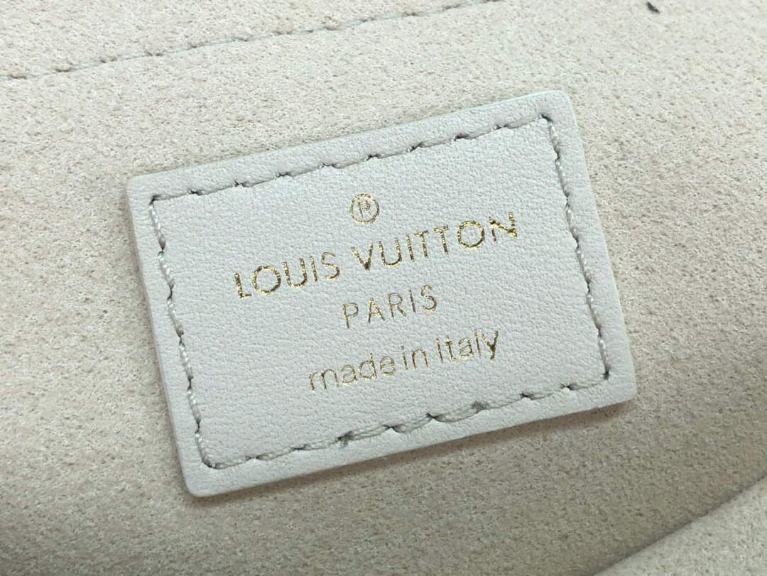 LV M58549 Louis Vuitton New Wave Chain Bag Ivory M58552 M58553 M58550 M58664