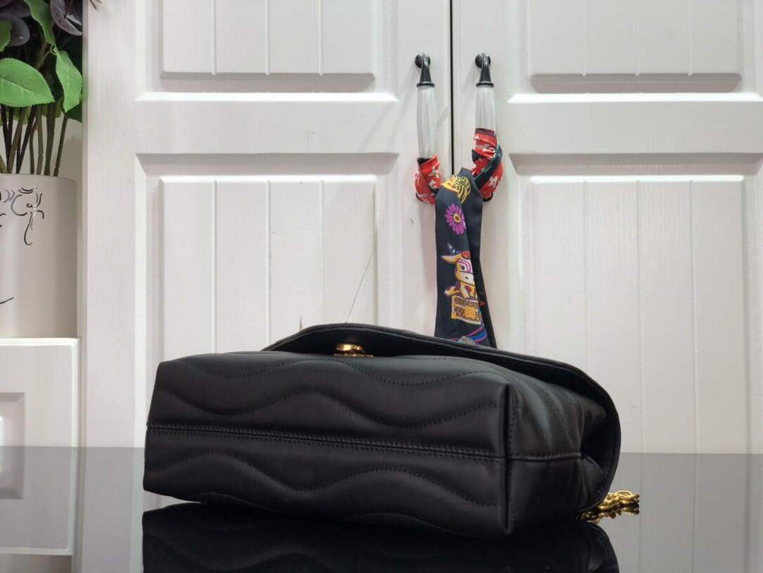 LV M58552 Louis Vuitton New Wave Chain Bag Black M58549 M58553 M58550 M58664