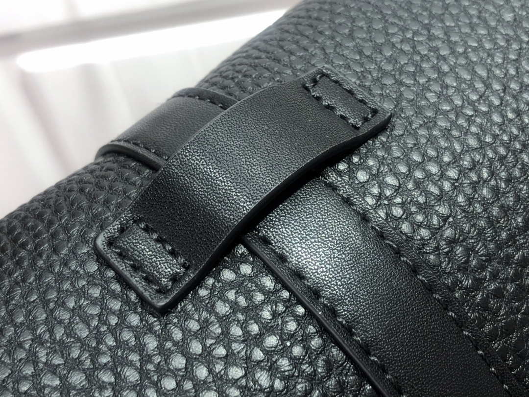 LV M58644 Louis Vuitton Christopher Slim Backpack Black - Default Title - View 4