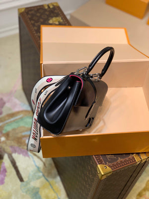 LV M58925 Louis Vuitton Cluny Mini Handbag Black - Default Title - View 3