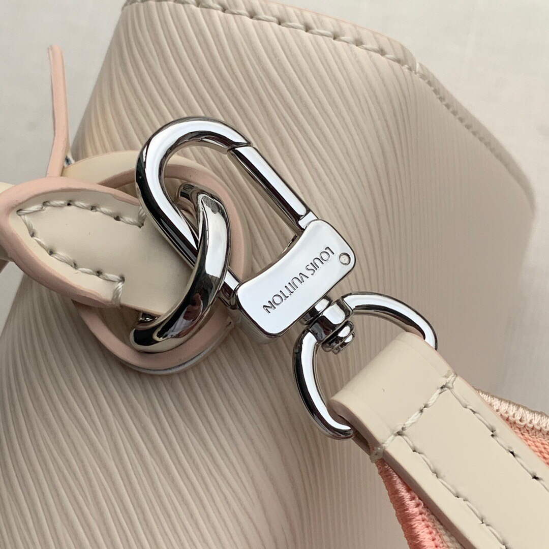LV M58928 Louis Vuitton Cluny Mini Handbag Quartz - Default Title - View 5