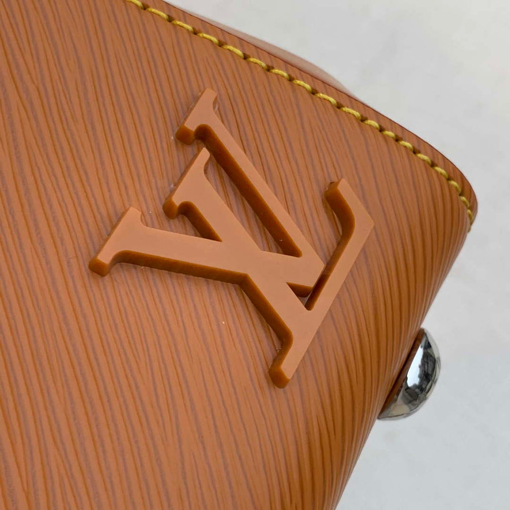 LV M58931 Louis Vuitton Cluny Mini Epi Handbag Gold Miel