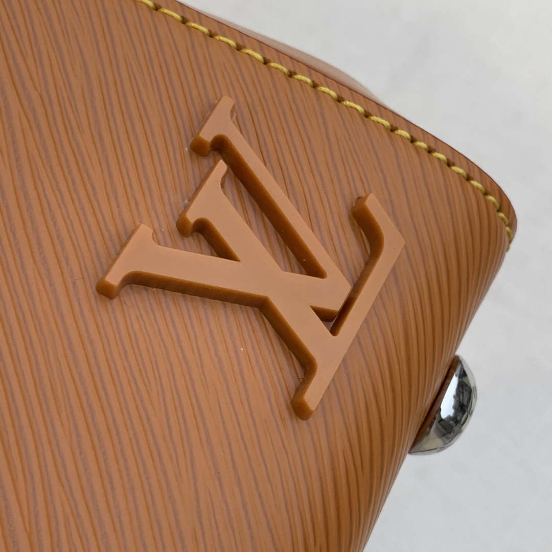 LV M58931 Louis Vuitton Cluny Mini Epi Handbag Gold Miel - Default Title - View 5