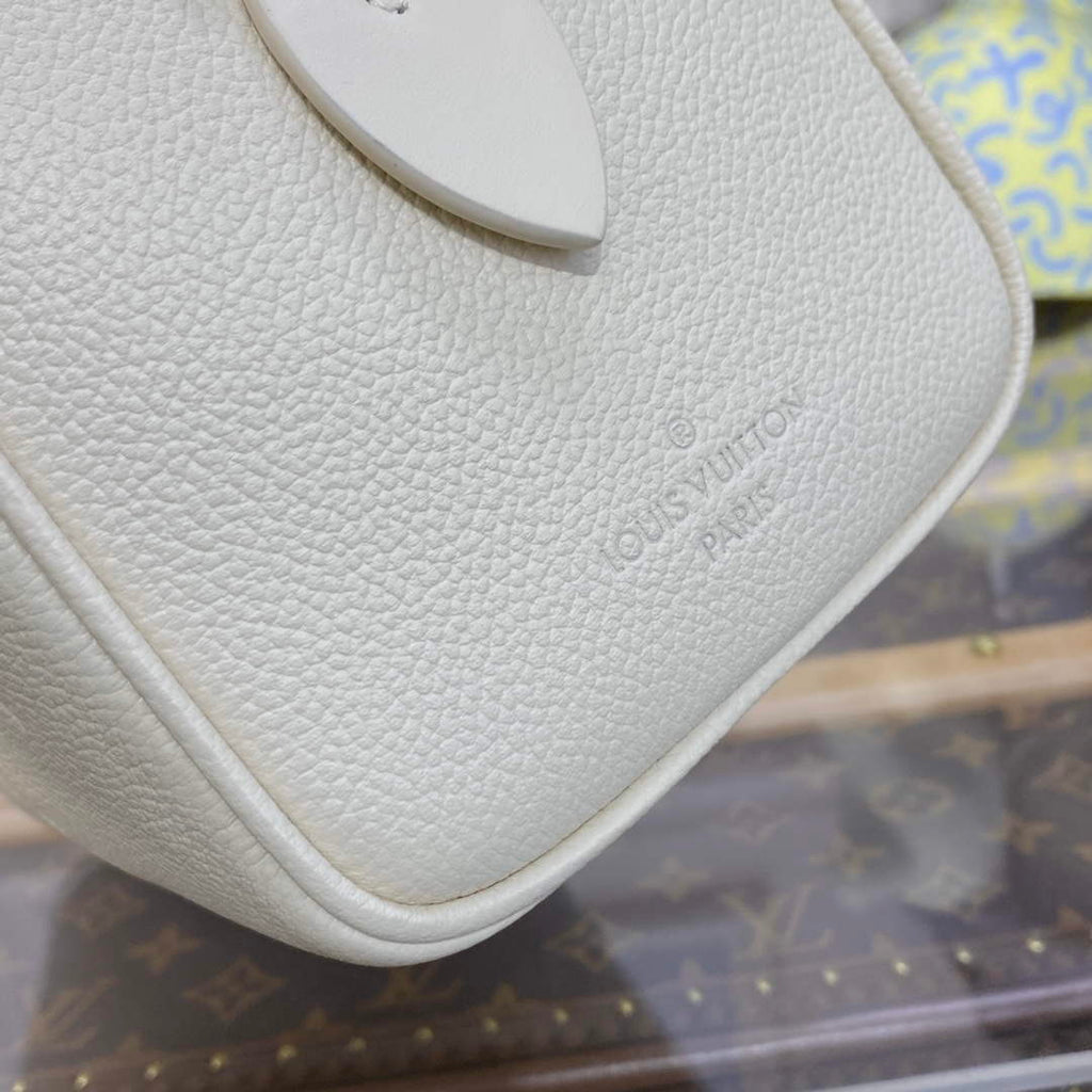 LV M58953 Louis Vuitton Speedy Bandouliere 20 Bag White