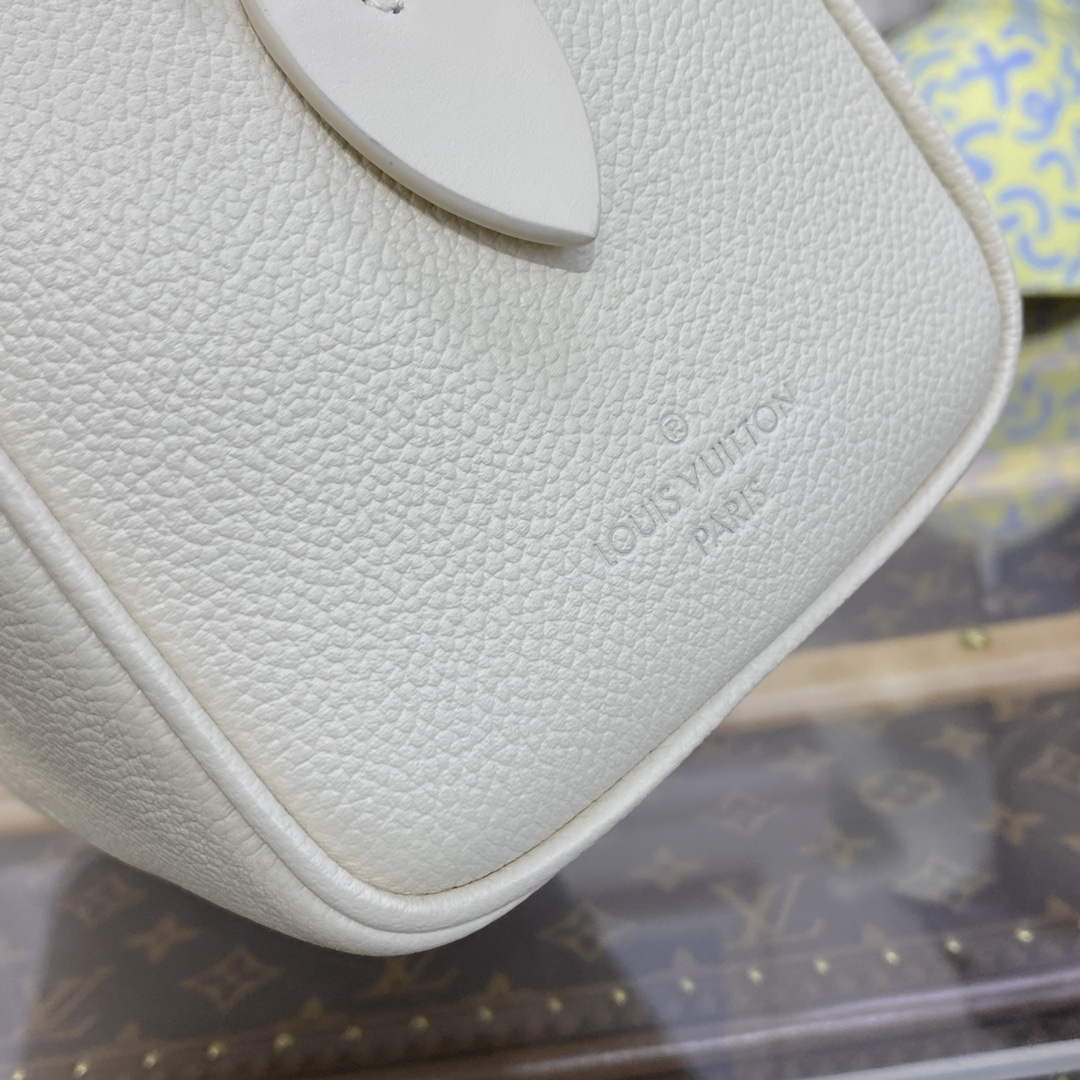 LV M58953 Louis Vuitton Speedy Bandouliere 20 Bag White - Default Title - View 7