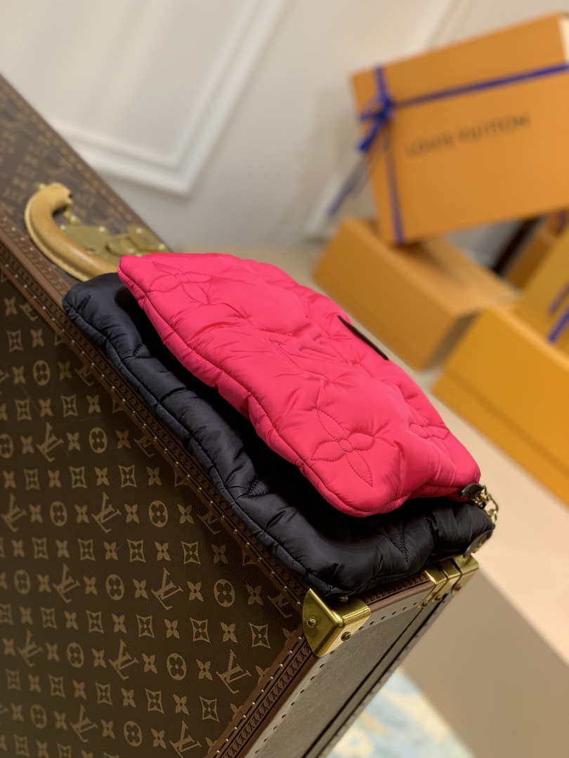 LV M58980 Louis Vuitton Maxi Multi Pochette Accessoires Bag M58977 Black and Fuchsia - Default Title - View 4