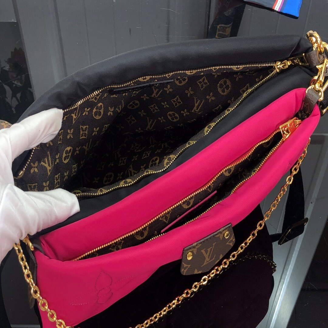 LV M58980 Louis Vuitton Maxi Multi Pochette Accessoires Handbag M58977 - Default Title - View 9