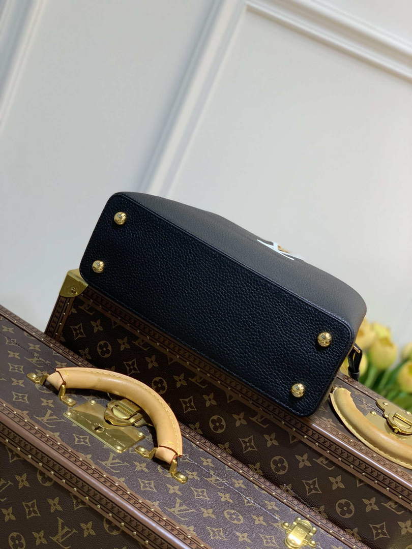 LV M59021 Louis Vuitton Capucines MM Handbag Black - Default Title - View 4