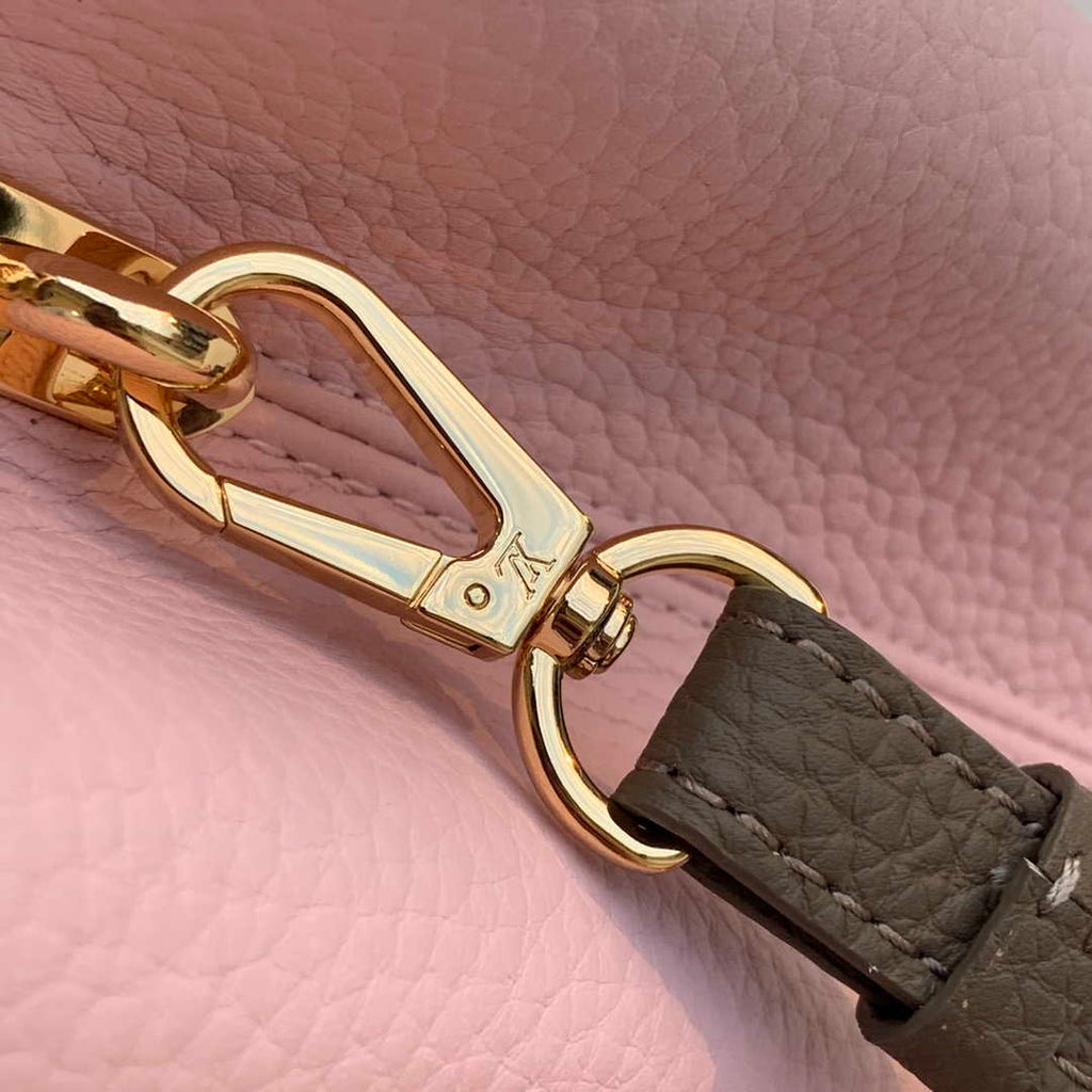 LV M59060 Louis Vuitton Capucines MM Handbag Rose Beige